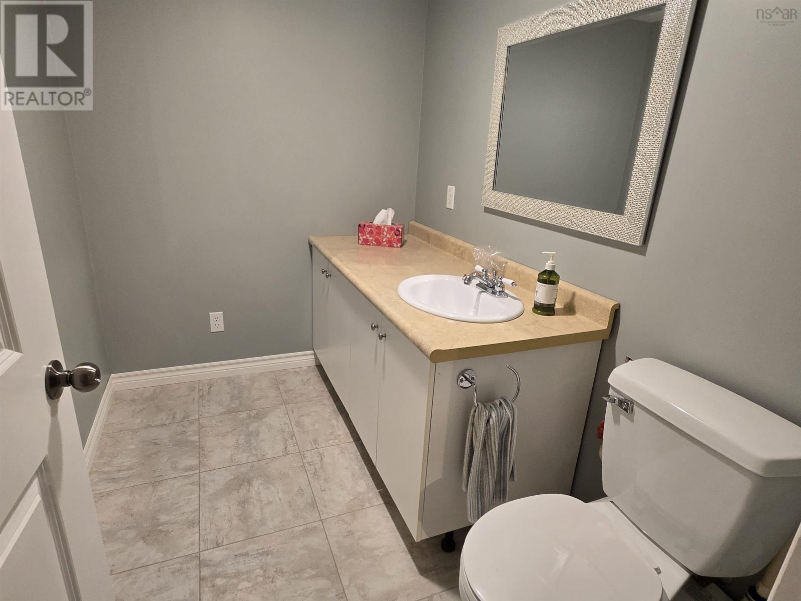 62 Hillcrest Street, Bridgewater, Nova Scotia  B4V 1S9 - Photo 20 - 202513230