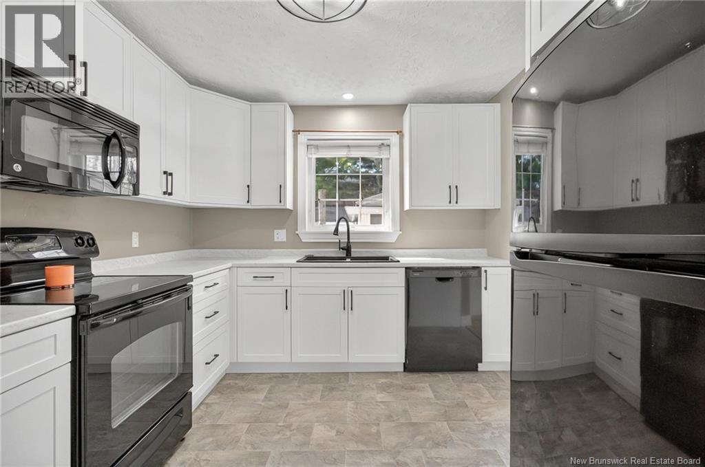 Property at 52 Kendra Street image 3