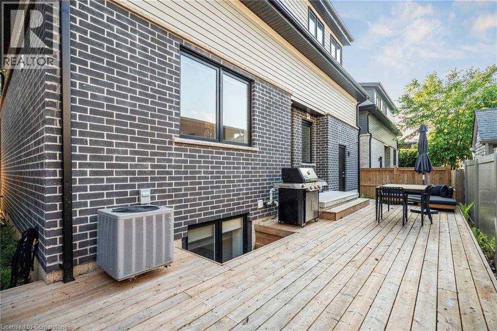 8 Paxton Avenue, St. Catharines, Ontario  L2N 5H8 - Photo 40 - 40760300