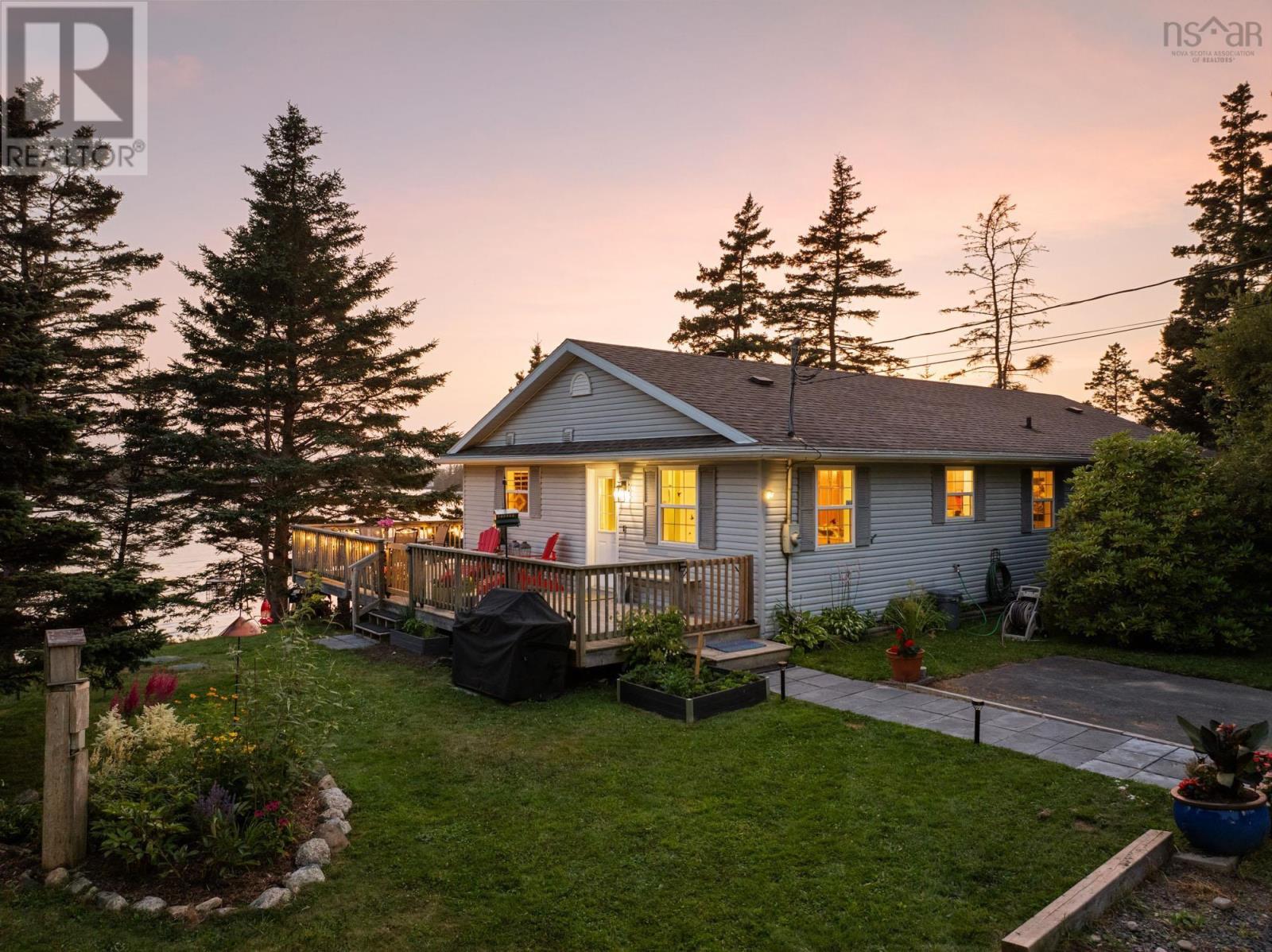 8748 Peggys Cove Road, Indian Harbour, Nova Scotia  B3Z 3P3 - Photo 31 - 202520536