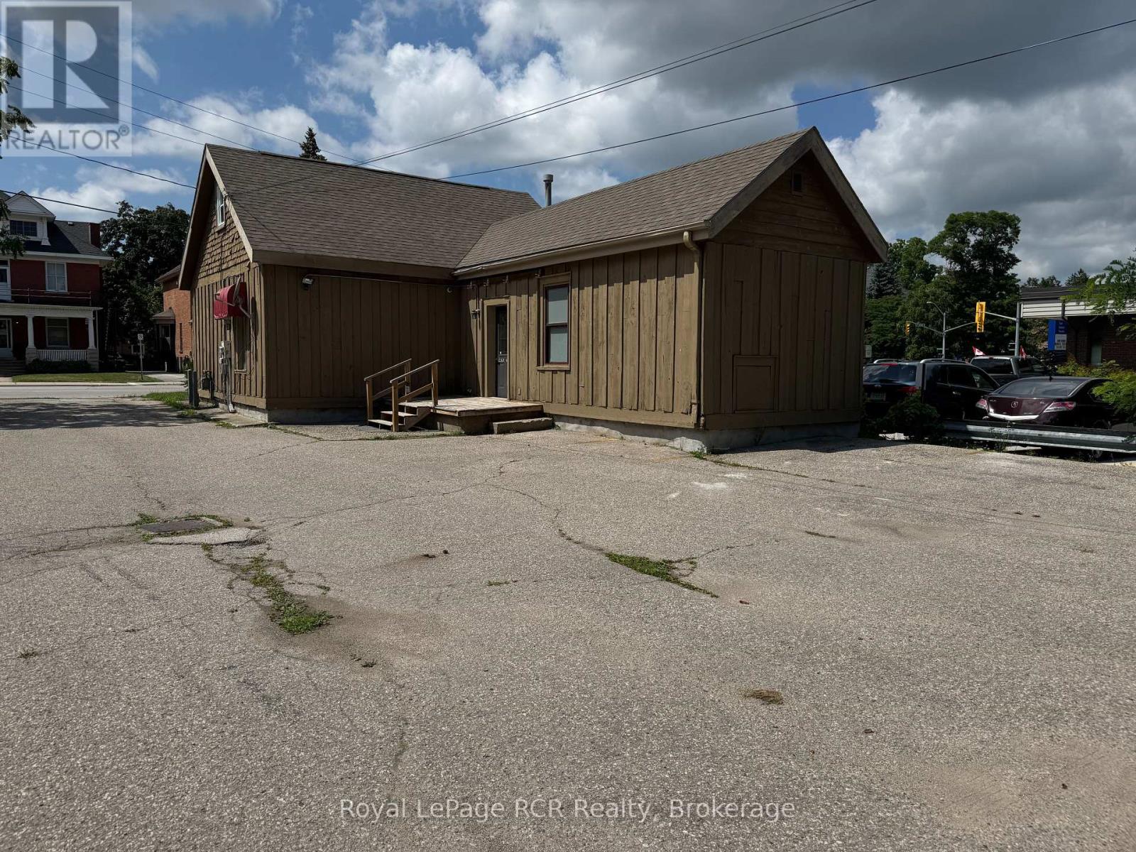 973 2nd Avenue W, Owen Sound, Ontario  N4K 4M8 - Photo 4 - X12333631