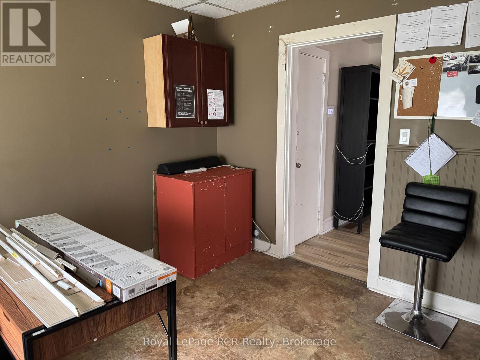 973 2nd Avenue W, Owen Sound, Ontario  N4K 4M8 - Photo 9 - X12333631