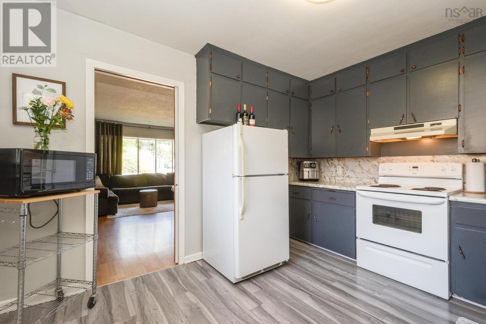 251 Town Road, Falmouth, Nova Scotia  B0P 1L0 - Photo 7 - 202520543