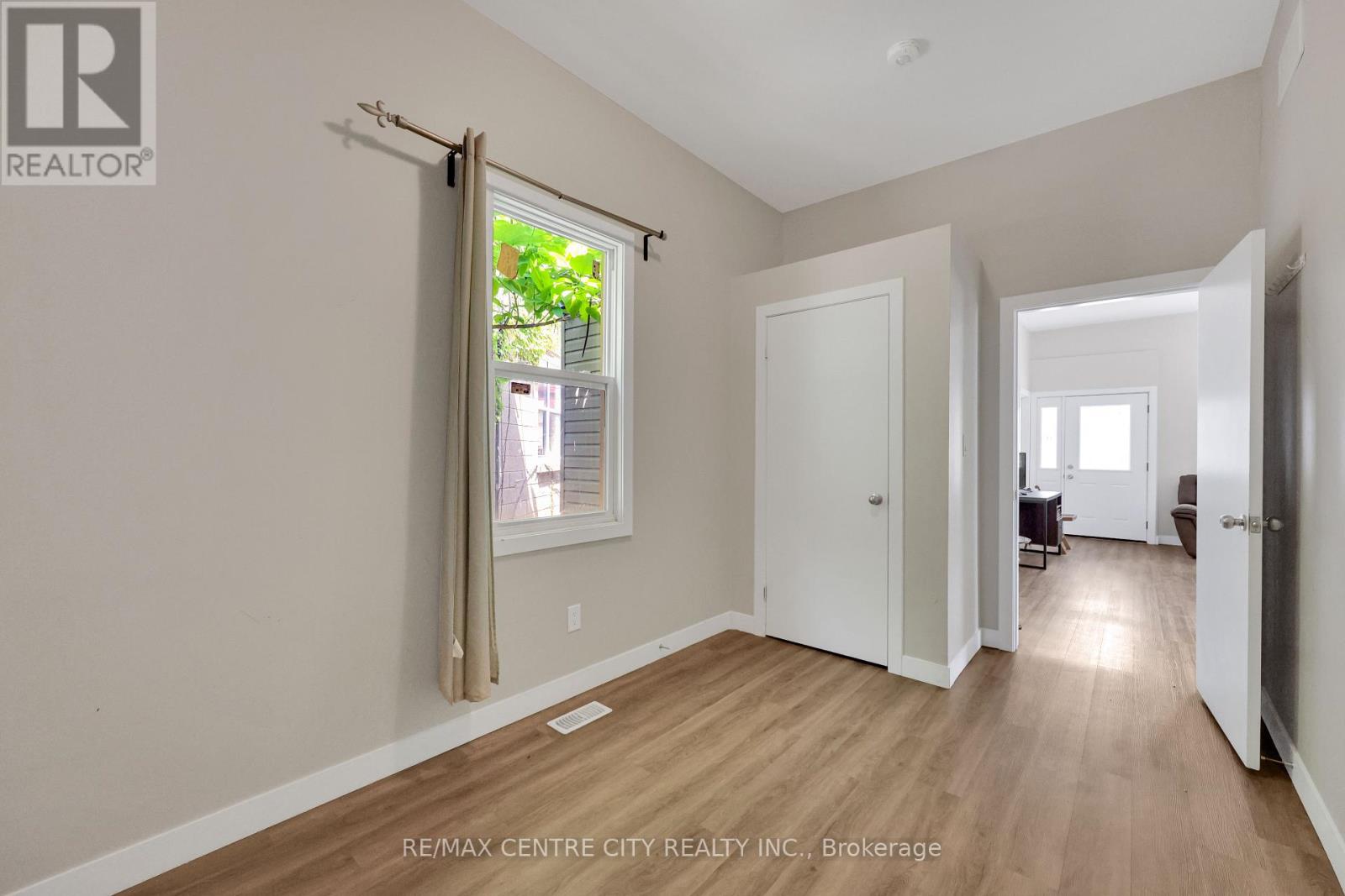 101 Hamilton Road, London East (East K), Ontario  N6B 1N2 - Photo 14 - X12343899