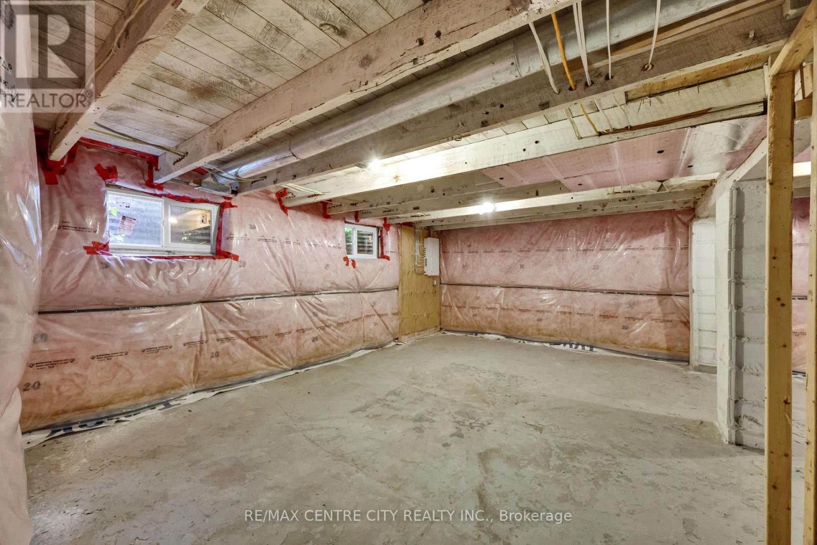 101 Hamilton Road, London East (East K), Ontario  N6B 1N2 - Photo 27 - X12343899