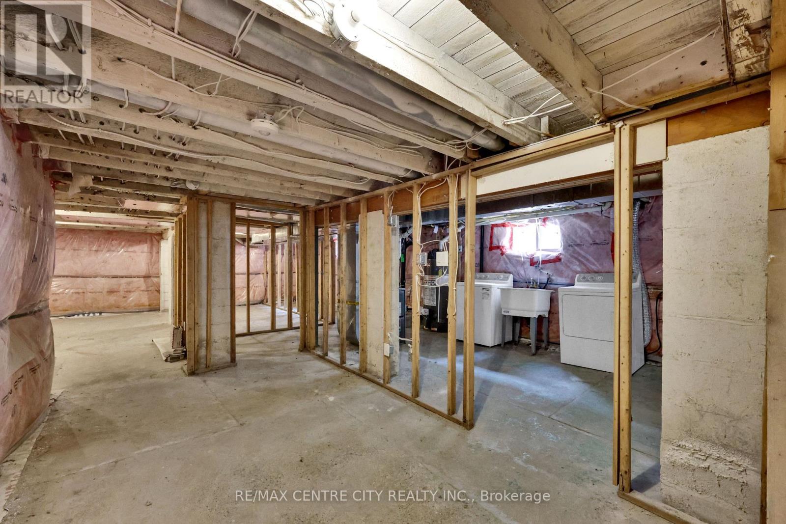 101 Hamilton Road, London East (East K), Ontario  N6B 1N2 - Photo 28 - X12343899