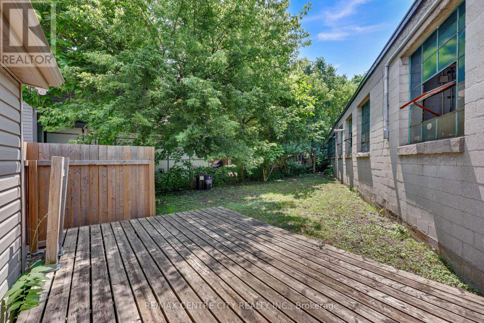 101 Hamilton Road, London East (East K), Ontario  N6B 1N2 - Photo 32 - X12343899