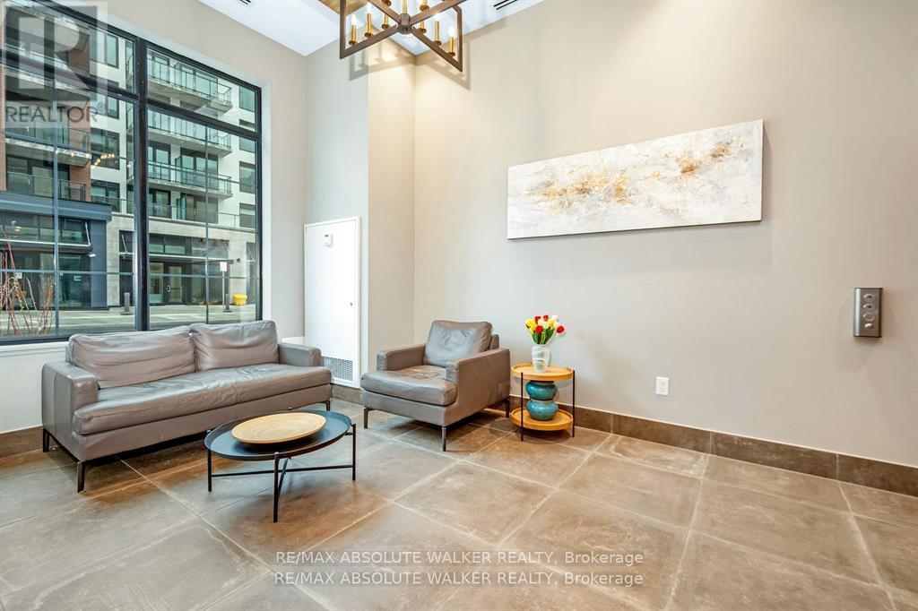 202 - 11 Des Oblats Avenue, Ottawa, Ontario  K1S 5V9 - Photo 2 - X12343799