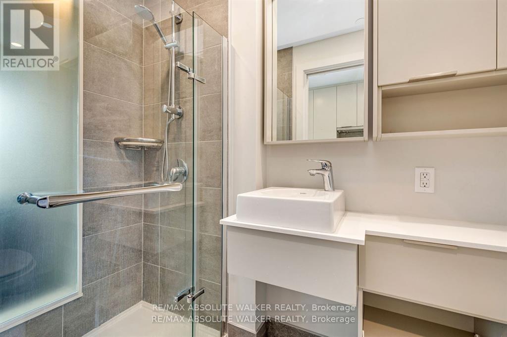 202 - 11 Des Oblats Avenue, Ottawa, Ontario  K1S 5V9 - Photo 6 - X12343799