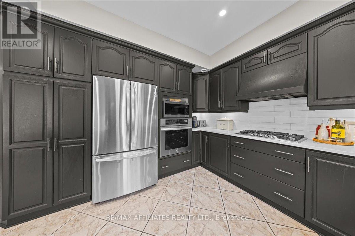 1145 Snow Street, Ottawa, Ontario  K1J 7R5 - Photo 17 - X12343828