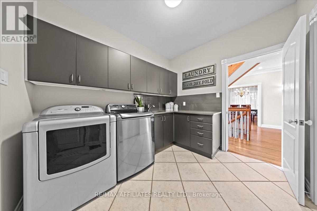1145 Snow Street, Ottawa, Ontario  K1J 7R5 - Photo 26 - X12343828