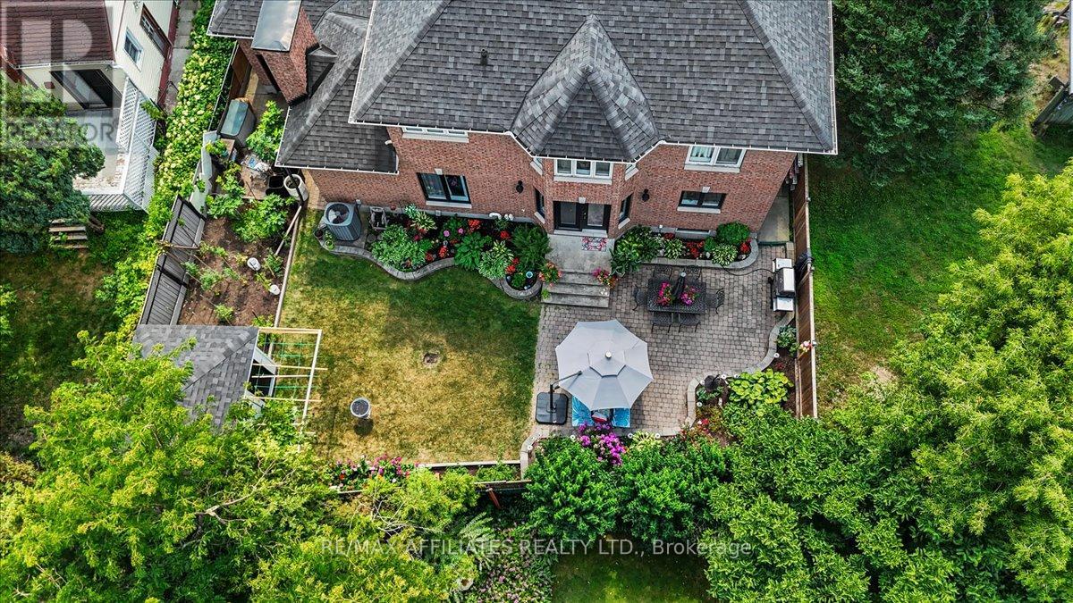 1145 Snow Street, Ottawa, Ontario  K1J 7R5 - Photo 46 - X12343828