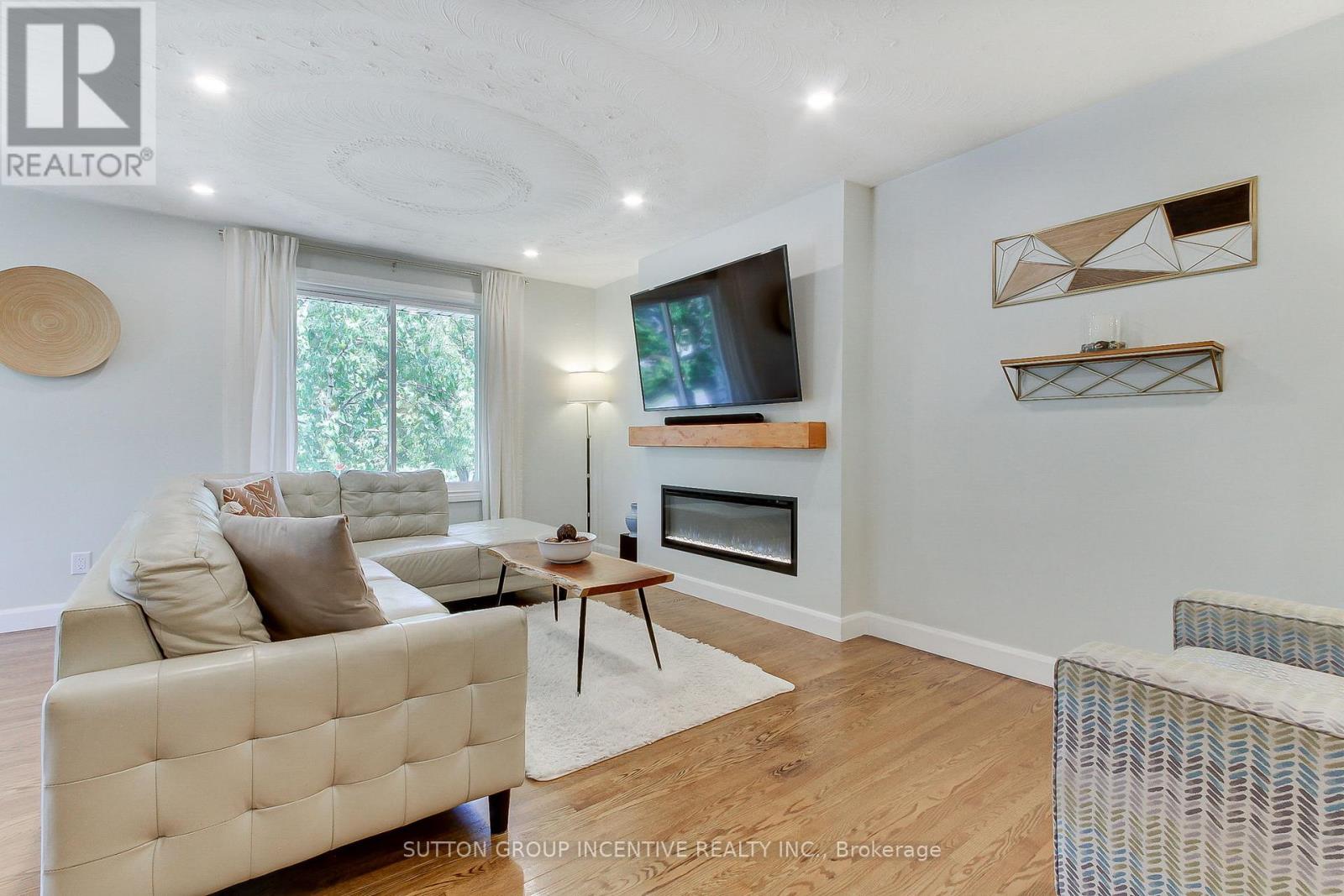 50 Marine Drive, Innisfil (Gilford), Ontario  L0L 1R0 - Photo 10 - N12343724