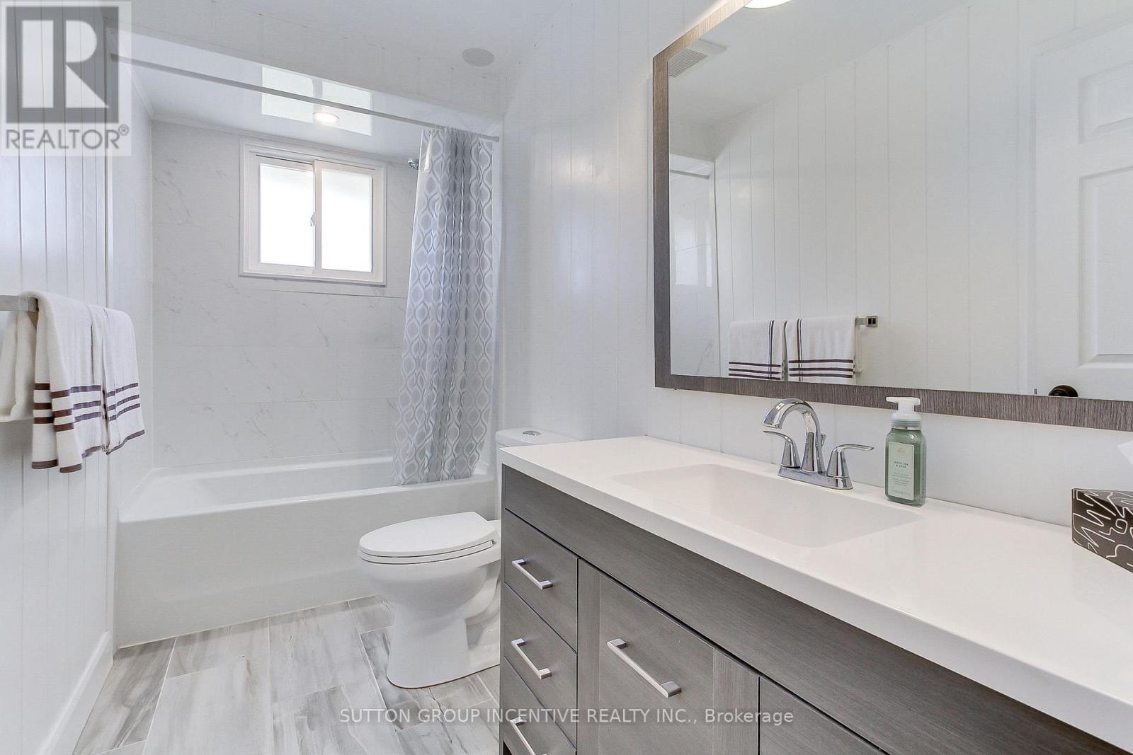 50 Marine Drive, Innisfil (Gilford), Ontario  L0L 1R0 - Photo 20 - N12343724