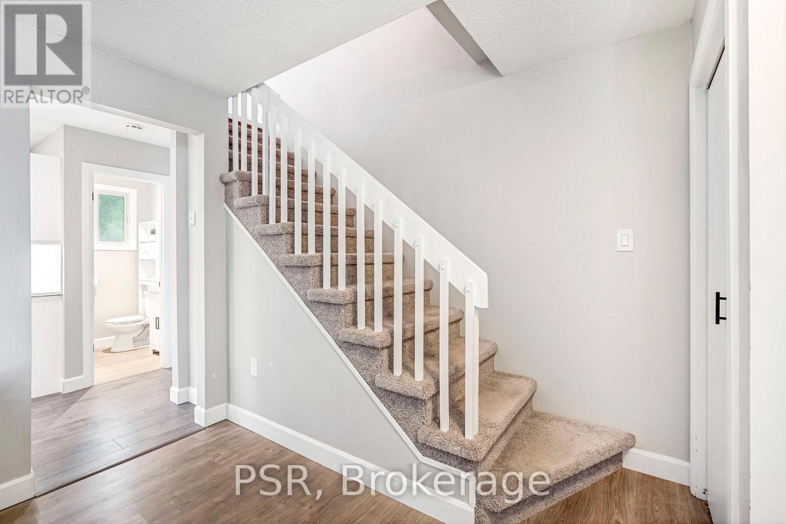 218 John Street, Clearview, Ontario  L0M 1S0 - Photo 17 - S12343746