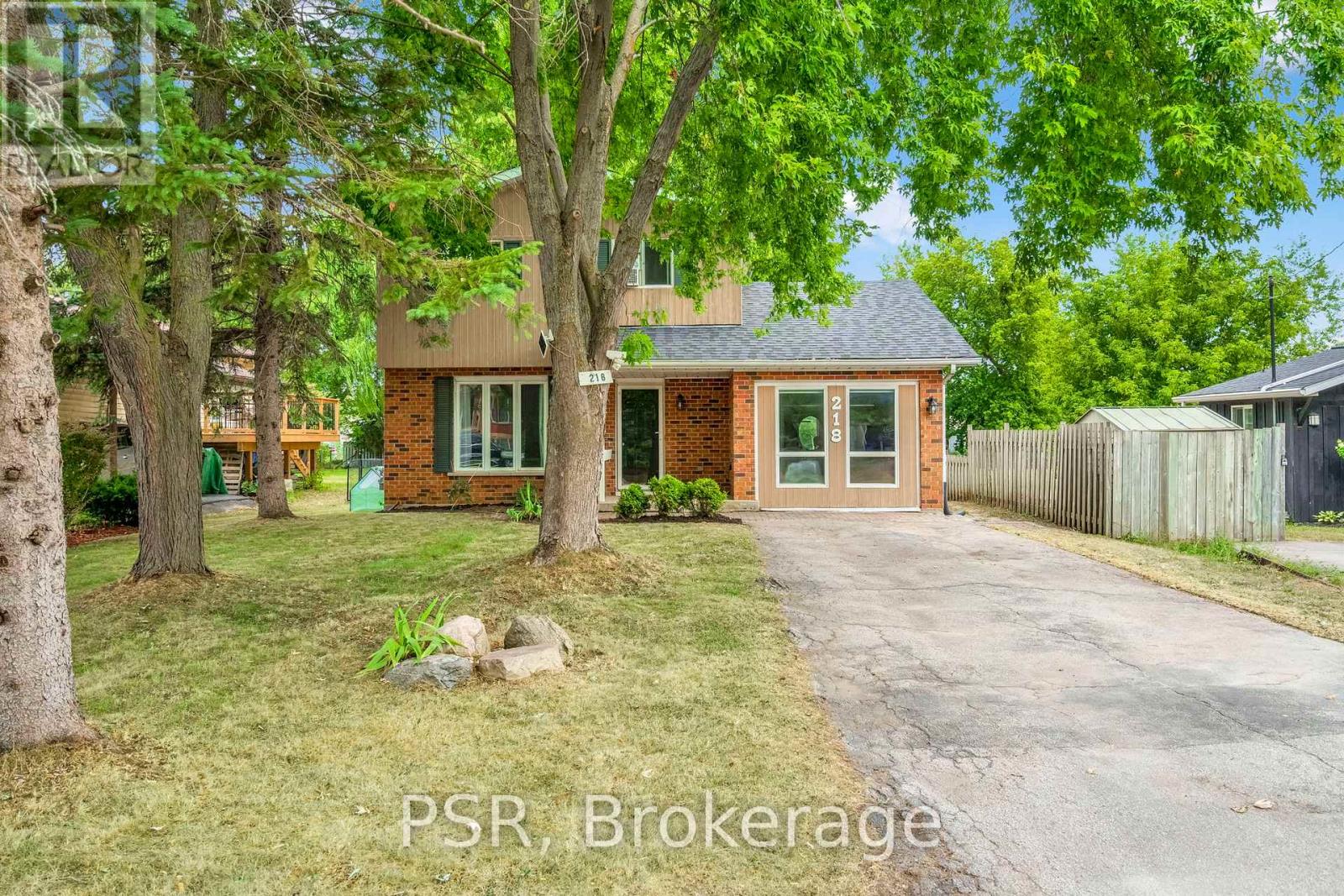 218 John Street, Clearview, Ontario  L0M 1S0 - Photo 2 - S12343746