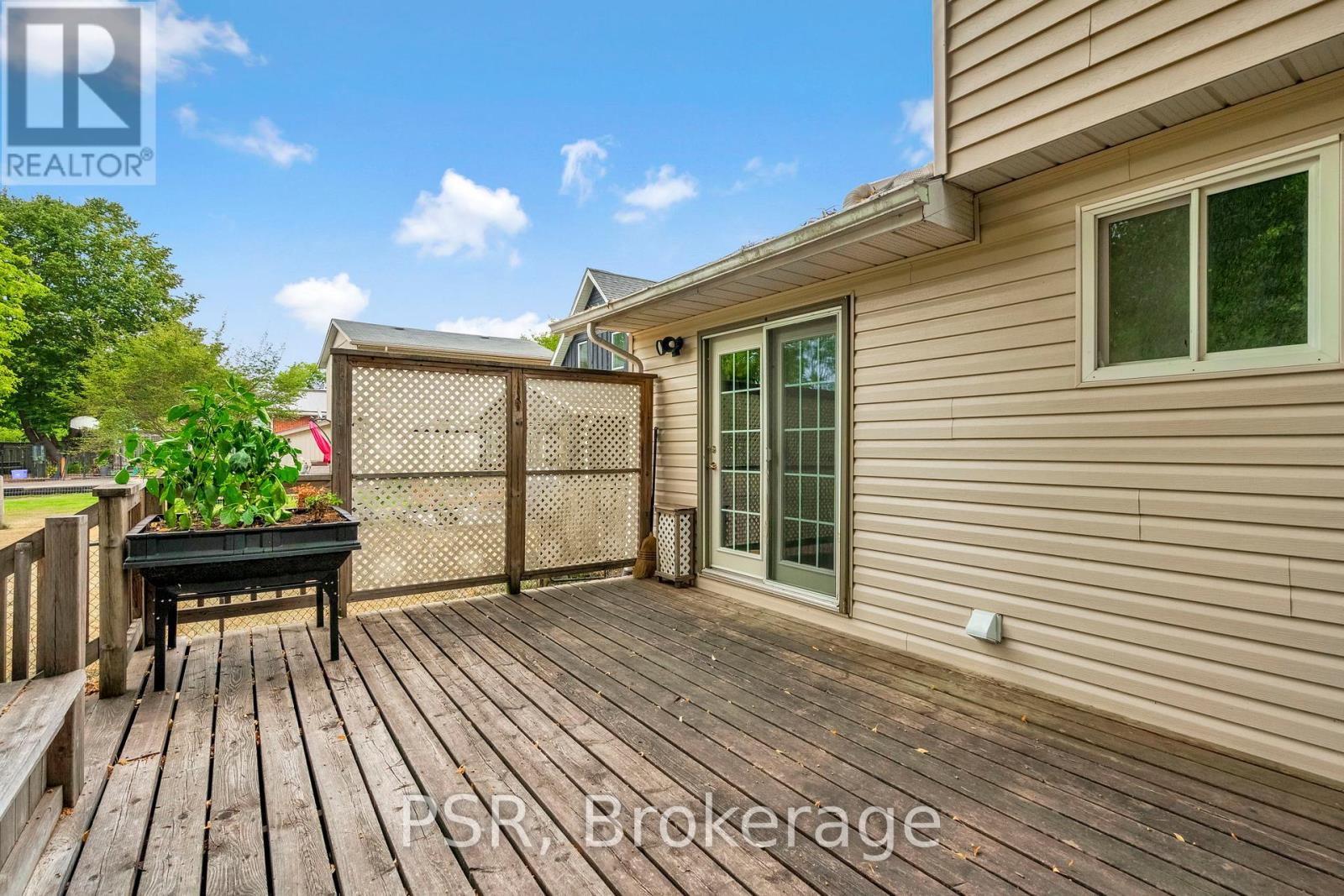 218 John Street, Clearview, Ontario  L0M 1S0 - Photo 25 - S12343746