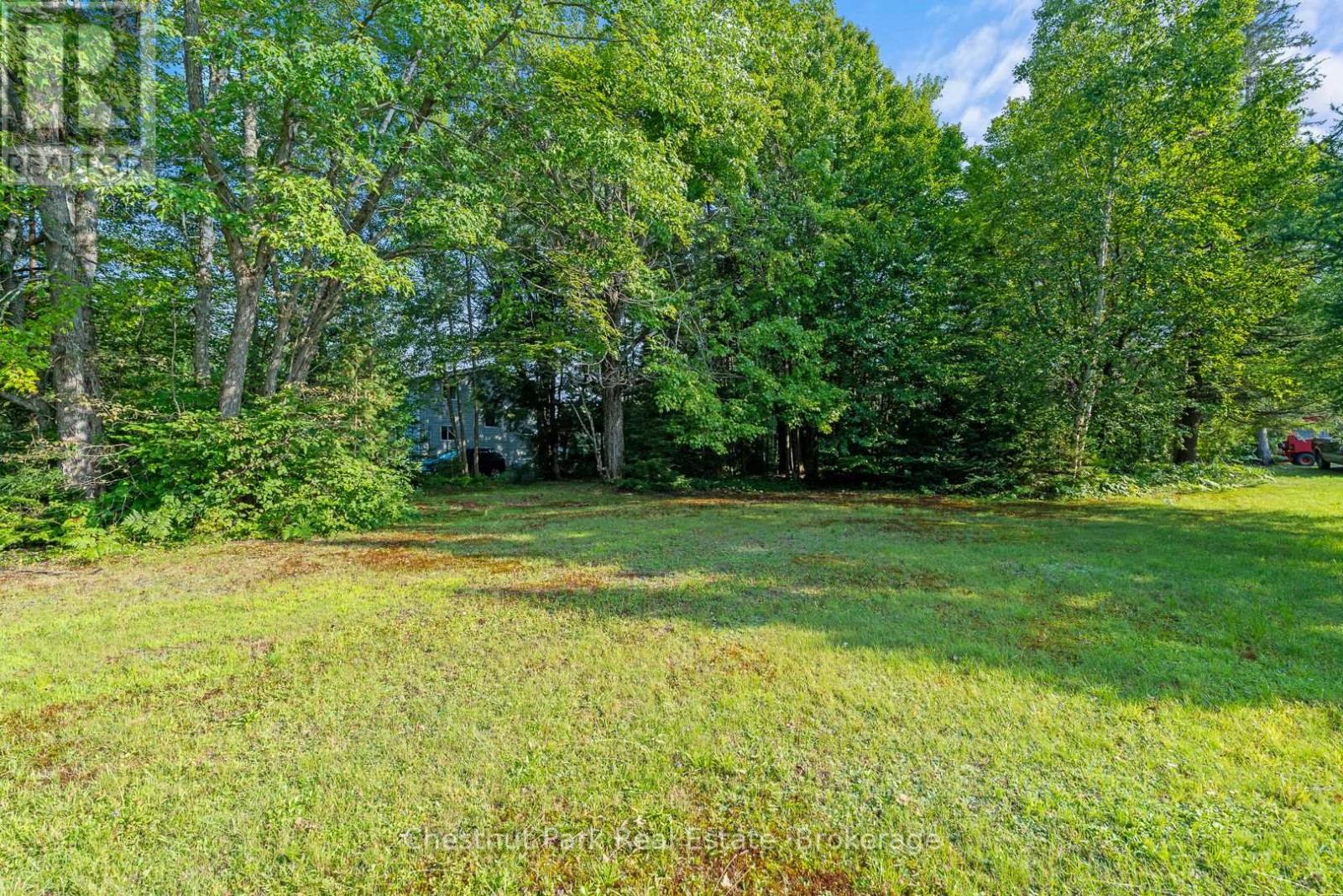 1025 Moe's Road, Bracebridge, Ontario  P1L 1X3 - Photo 12 - X12343742