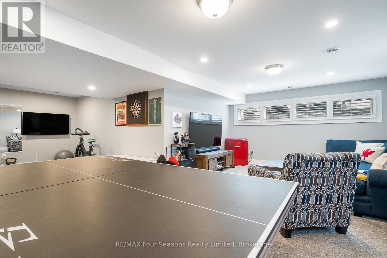 164 Snow Apple Crescent, Blue Mountains, Ontario  L9Y 0Y1 - Photo 38 - X12343842