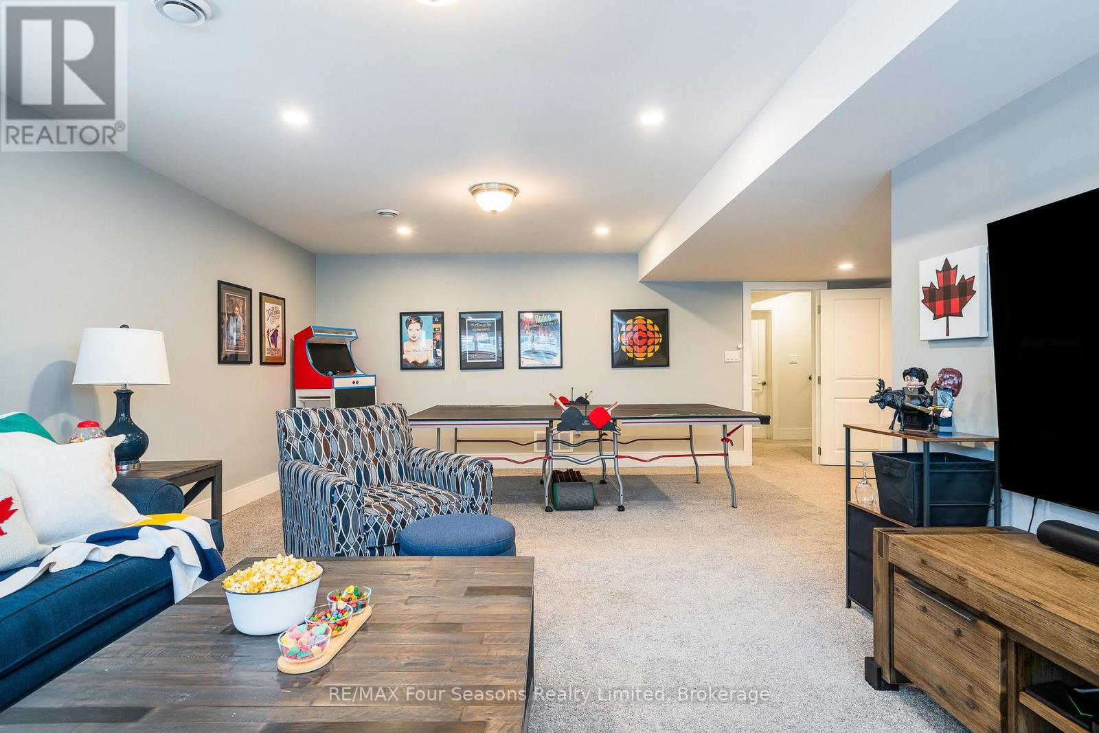164 Snow Apple Crescent, Blue Mountains, Ontario  L9Y 0Y1 - Photo 41 - X12343842