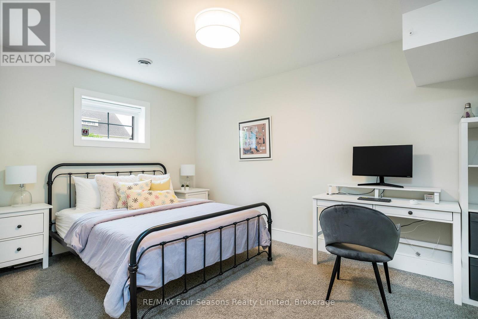 164 Snow Apple Crescent, Blue Mountains, Ontario  L9Y 0Y1 - Photo 44 - X12343842