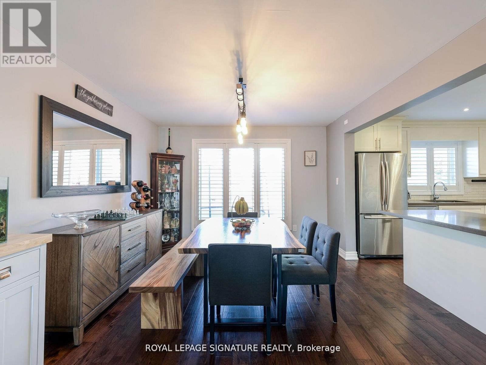 281 Mcgill Street, Mississauga, Ontario L5A 1V3 - Photo 10 - W12343646