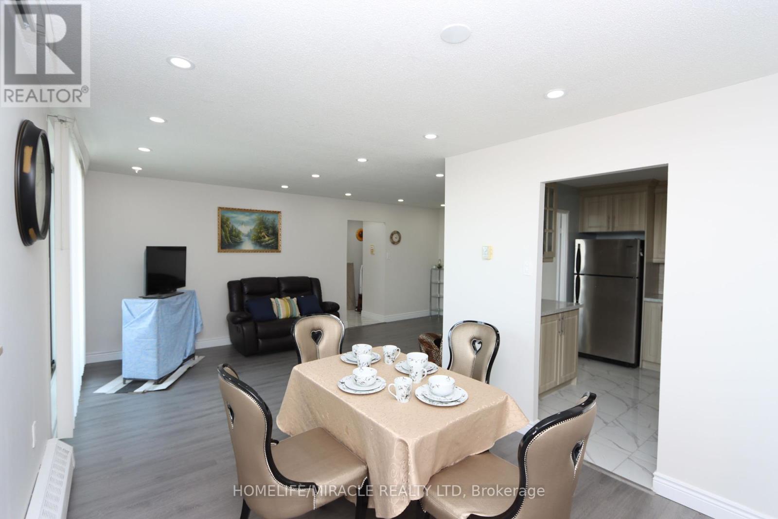 608 - 3533 Derry Road E, Mississauga, Ontario  L4T 1B1 - Photo 10 - W12343650