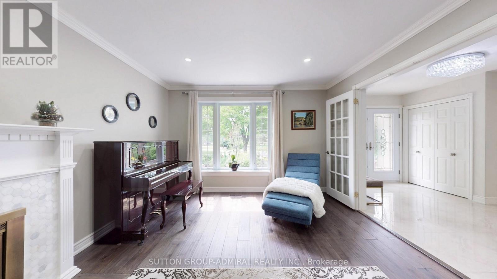 Property at 10 WALTON DRIVE image 5