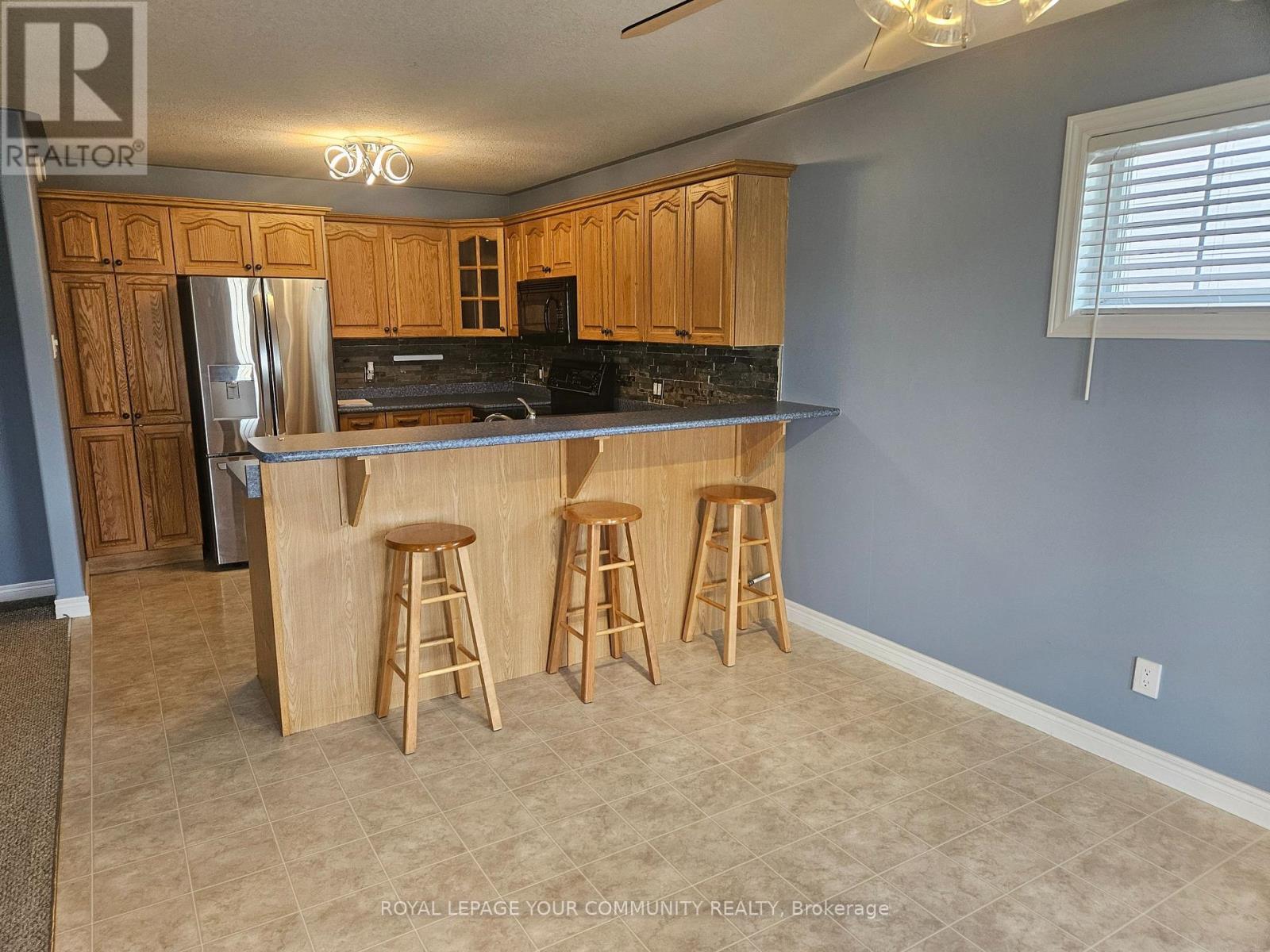 1615 Ravenwood Drive, Peterborough West, Ontario  K9K 2P8 - Photo 2 - X12343711