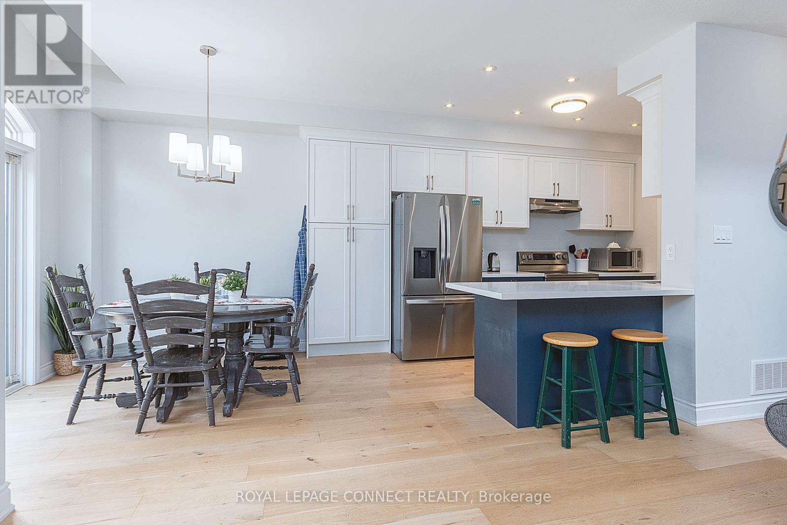 24 Coldbrook Drive, Cavan Monaghan, Ontario  L0A 1G0 - Photo 10 - X12343727