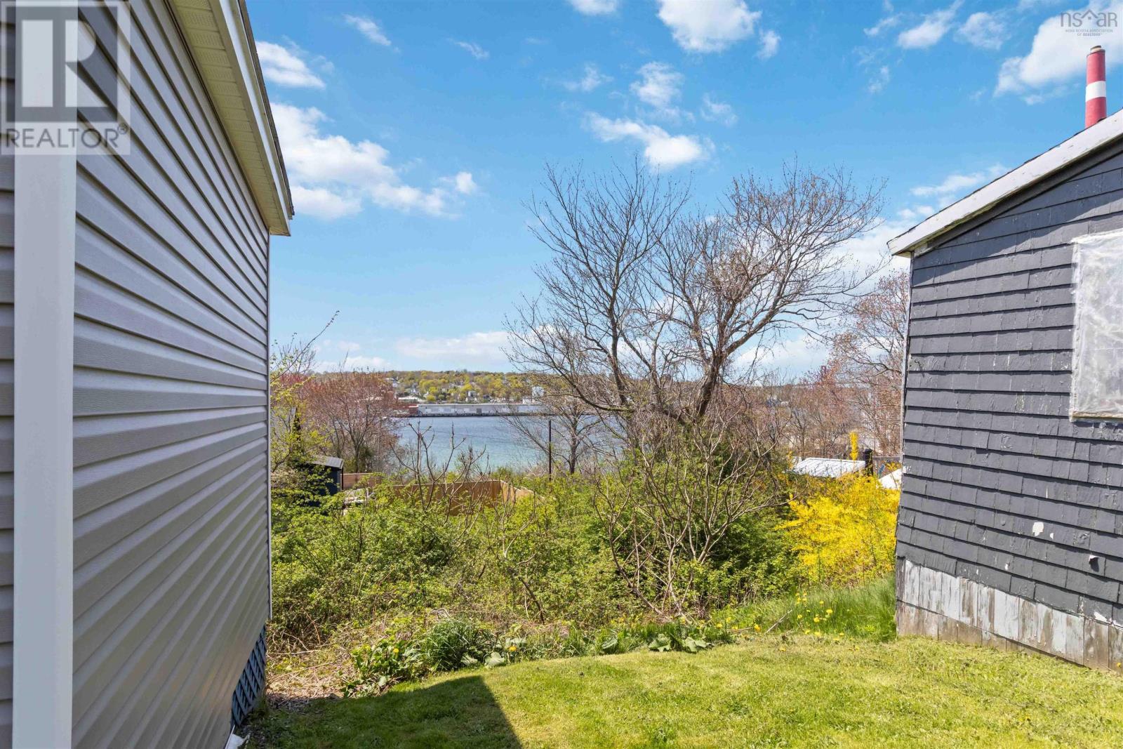 18 Nivens Avenue, Dartmouth, Nova Scotia  B3A 4B1 - Photo 4 - 202511116