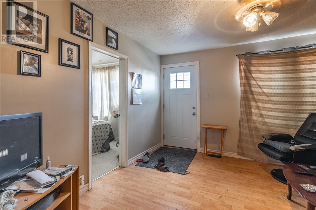 507 Melvin Avenue, Sudbury, Ontario  P3C 4X7 - Photo 3 - 2124090