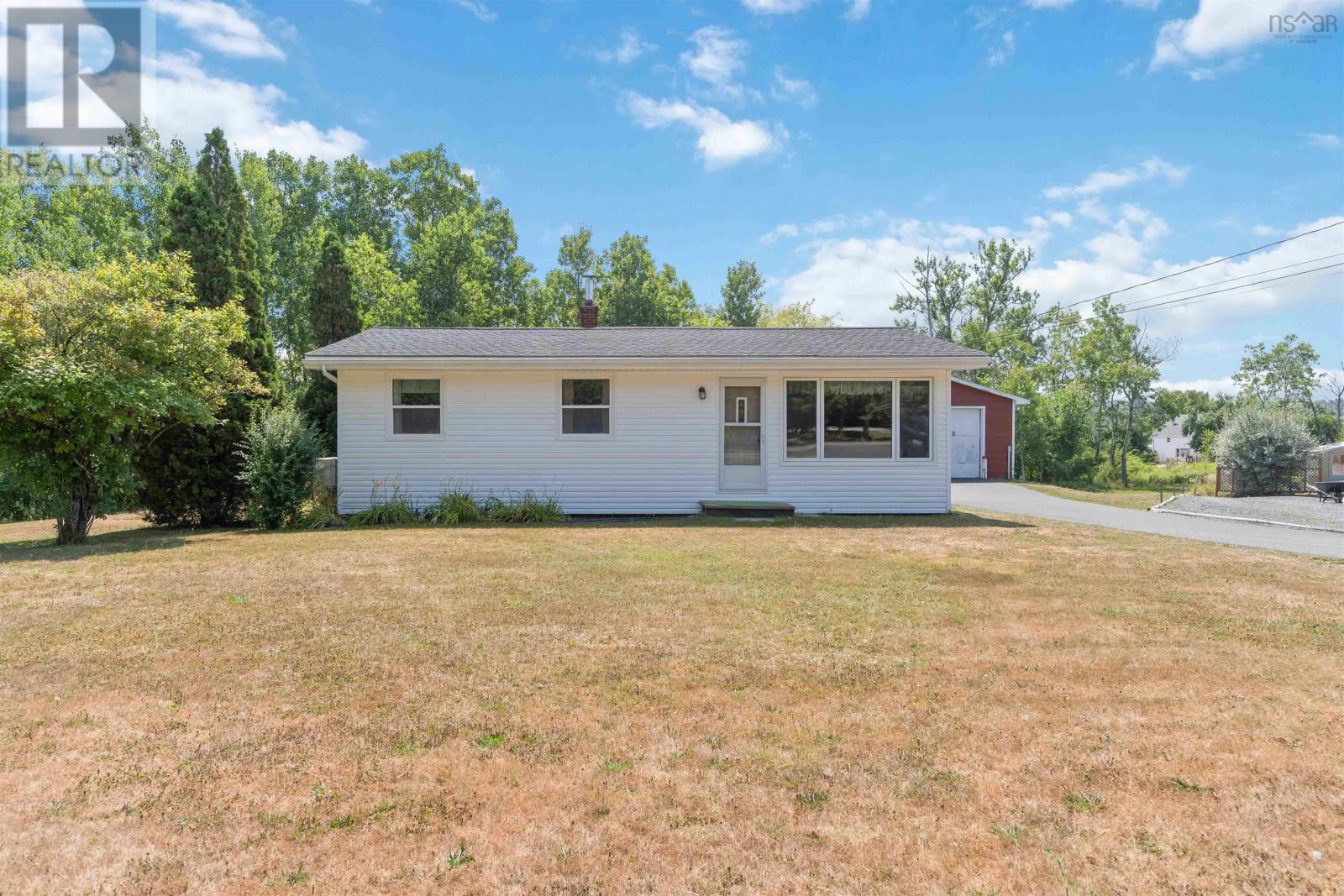 142 Old Halifax Road W, Three Mile Plains, Nova Scotia  B0N 2T0 - Photo 2 - 202520546