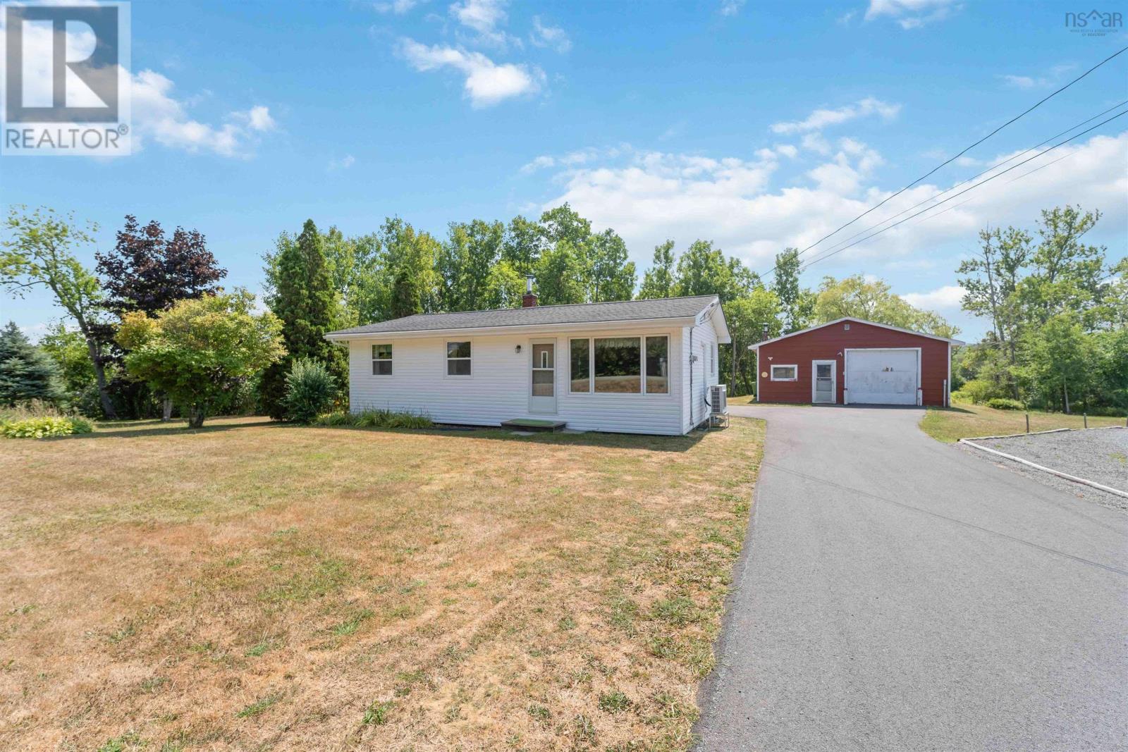 142 Old Halifax Road W, Three Mile Plains, Nova Scotia  B0N 2T0 - Photo 3 - 202520546