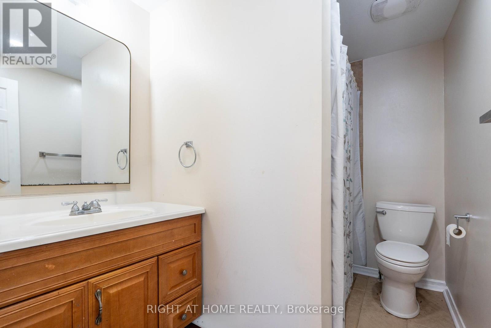 649 Balsam Crescent, Oshawa (Lakeview), Ontario  L1J 6A1 - Photo 11 - E12343735