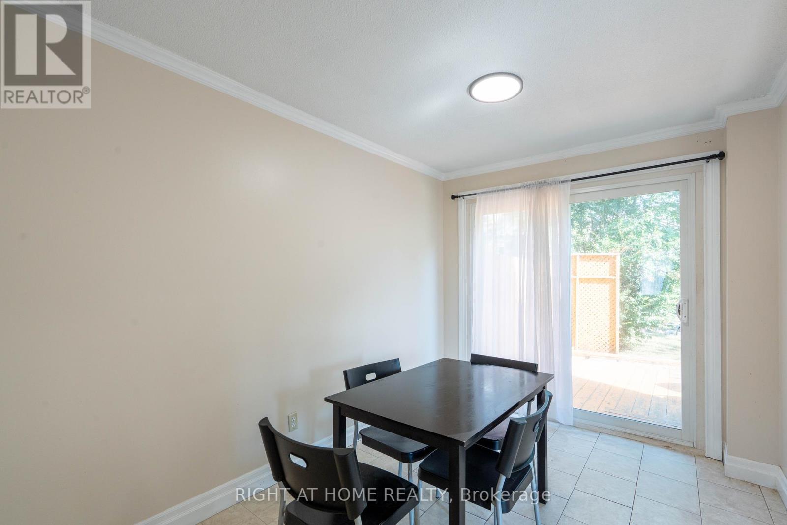 649 Balsam Crescent, Oshawa (Lakeview), Ontario  L1J 6A1 - Photo 5 - E12343735