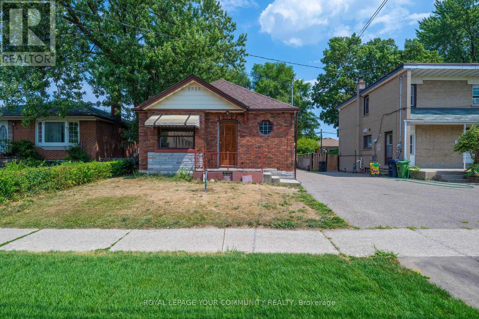 Property at 531 BIRCHMOUNT ROAD image 1
