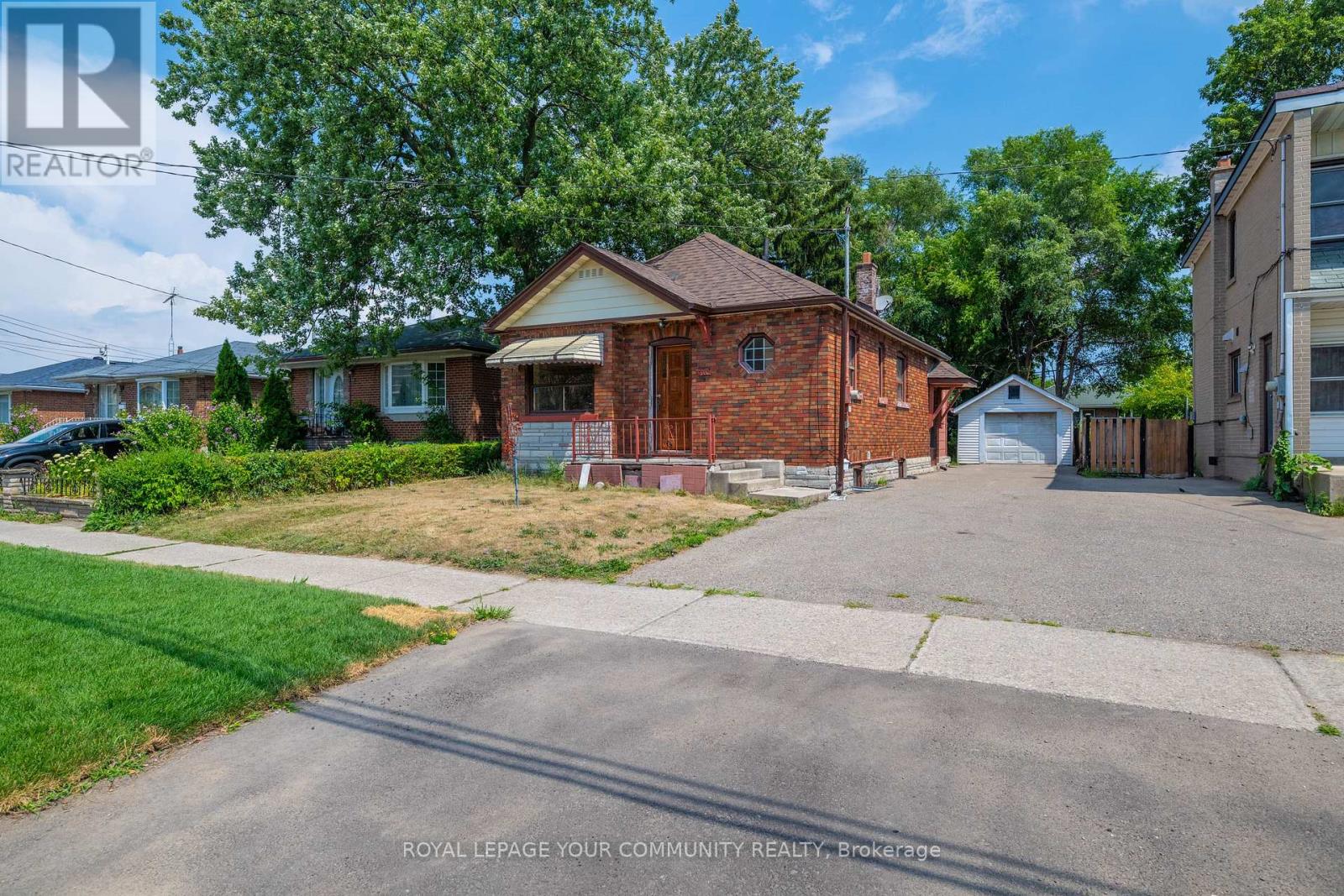 Property at 531 BIRCHMOUNT ROAD image 2