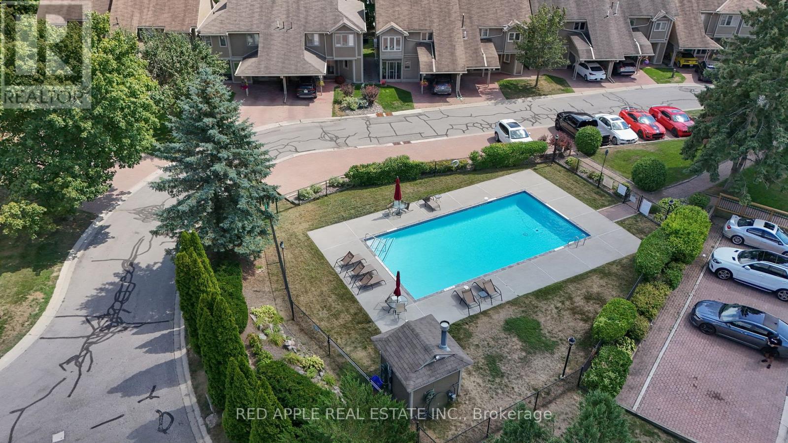 12 Davy Point Circle, Georgina, Ontario  L4P 3H2 - Photo 32 - N12343774