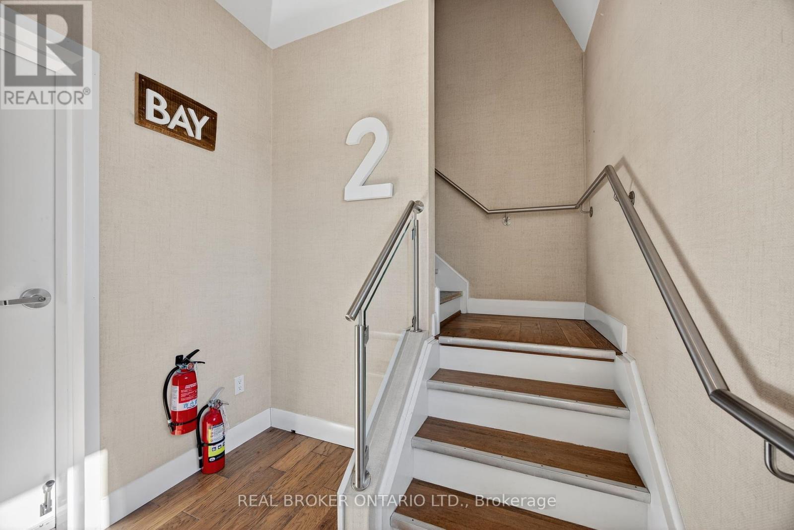 119 Dunlop Street E, Barrie, Ontario  L4M 1A6 - Photo 17 - S12343833