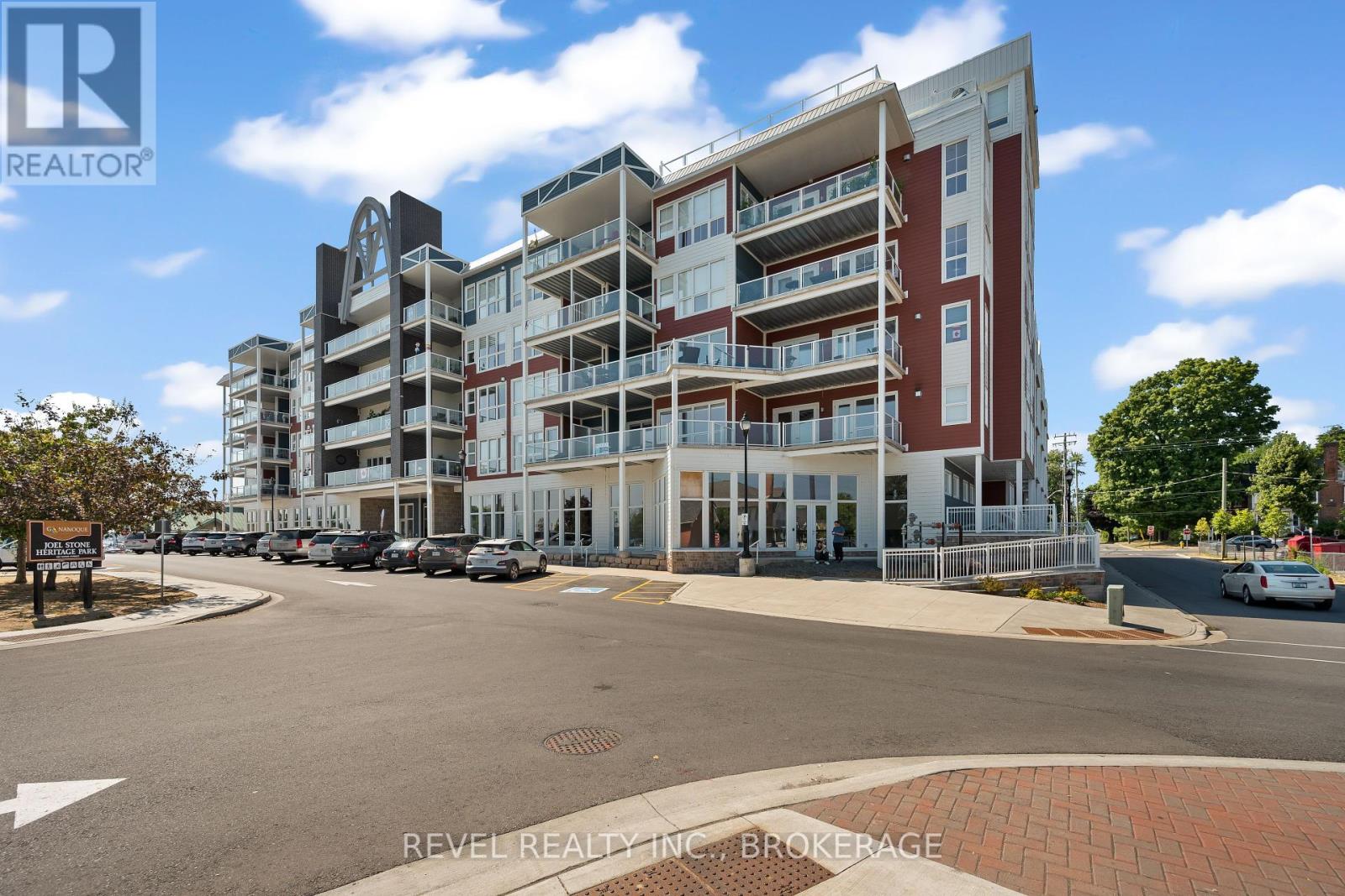 14 - 130 Water Street E, Gananoque, Ontario  K7G 0A8 - Photo 4 - X12343947