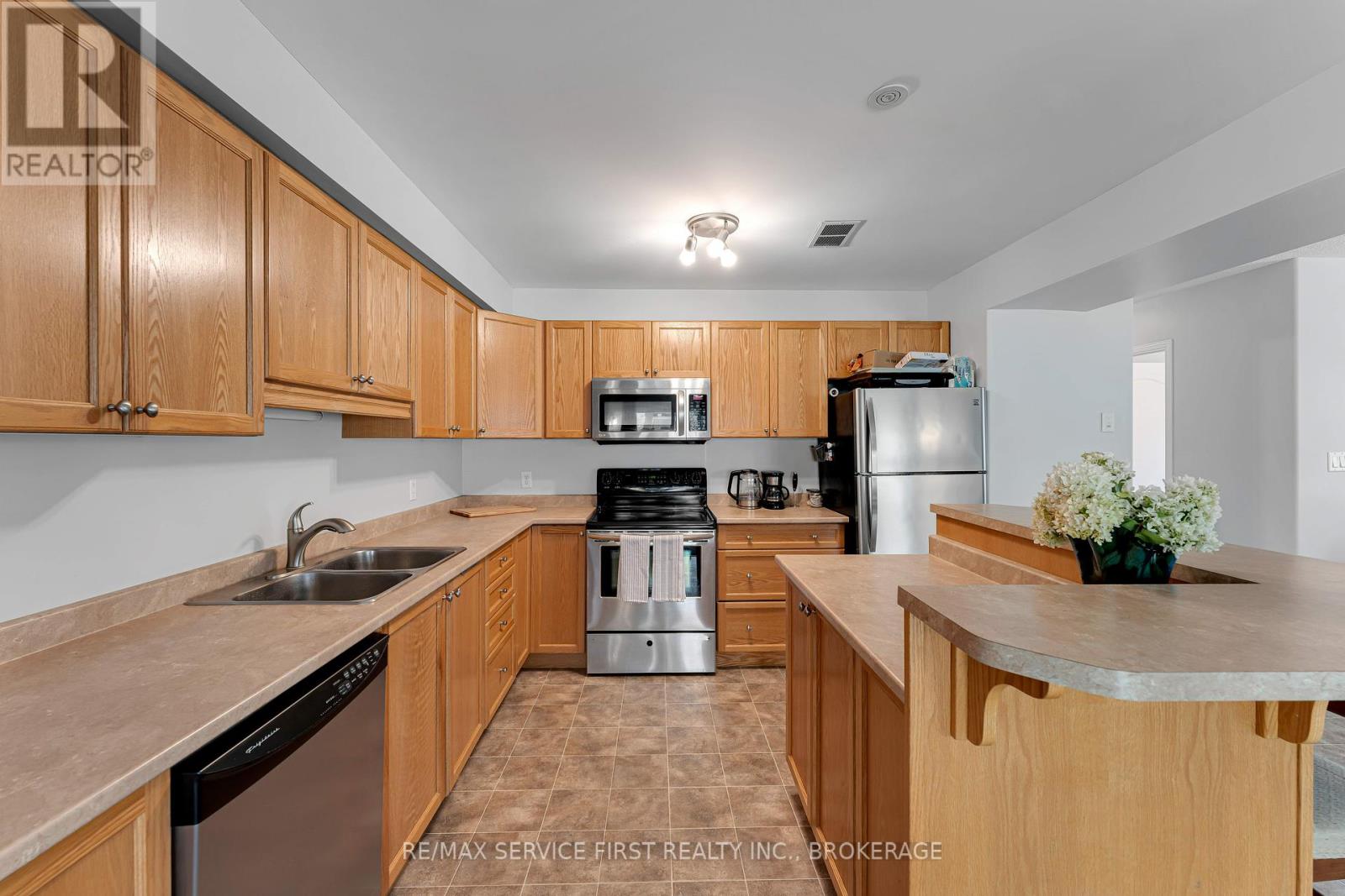 1214 Amanda Court, Kingston, Ontario  K7P 0C3 - Photo 12 - X12343979