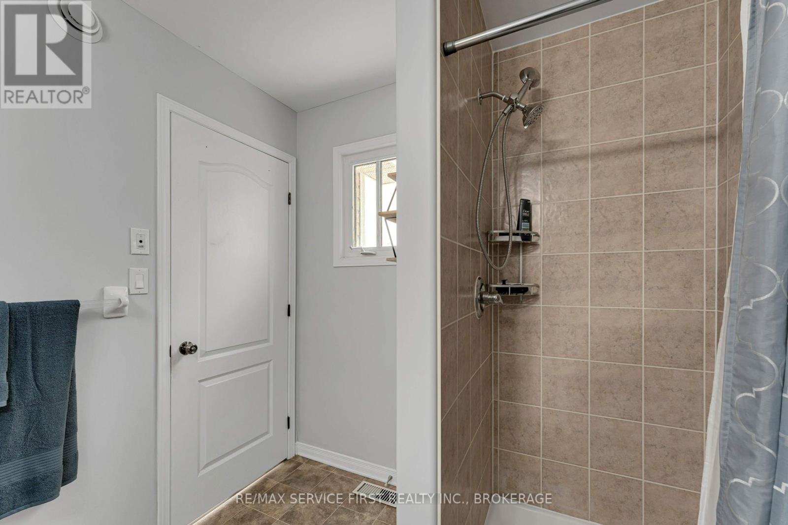 1214 Amanda Court, Kingston, Ontario  K7P 0C3 - Photo 28 - X12343979