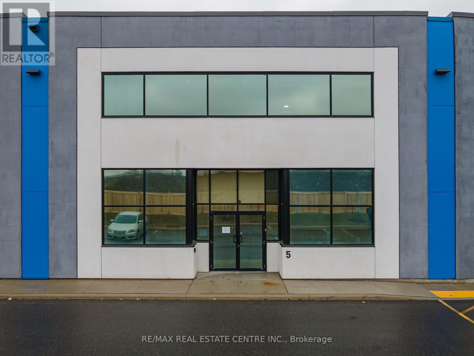B5 - 20 Lightbeam Terrace, Brampton, Ontario  L6Y 6H9 - Photo 4 - W12078817