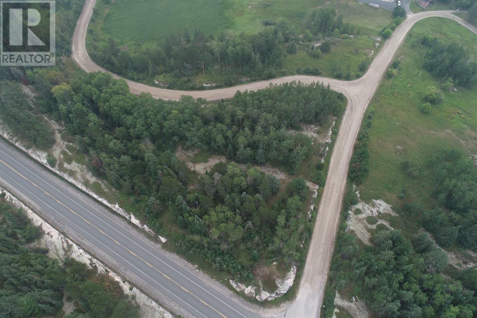 Villeneuve RD SE, Kenora, Ontario