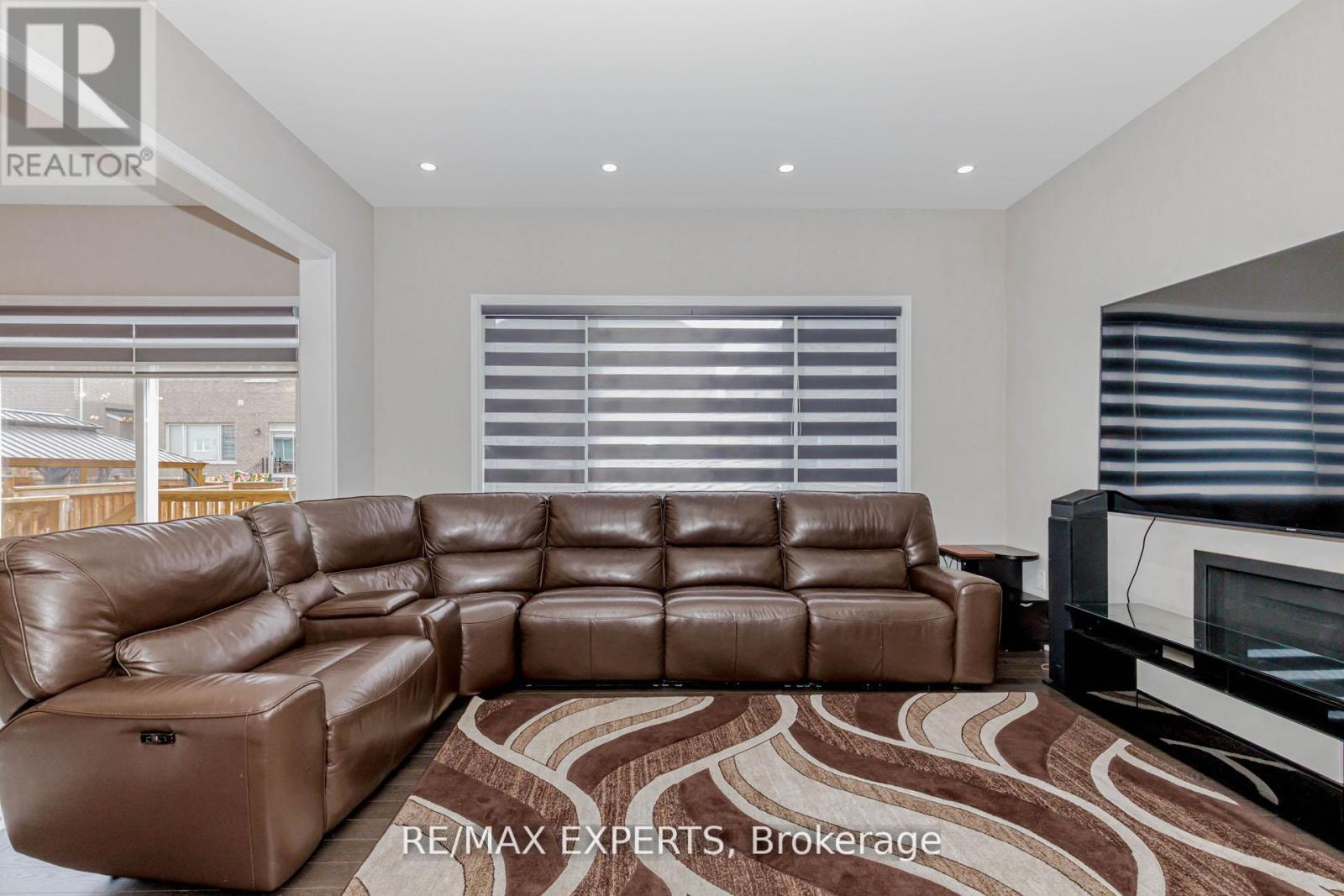 3 Richard Oxtoby Road, Caledon, Ontario  L7C 4G2 - Photo 38 - W12343887
