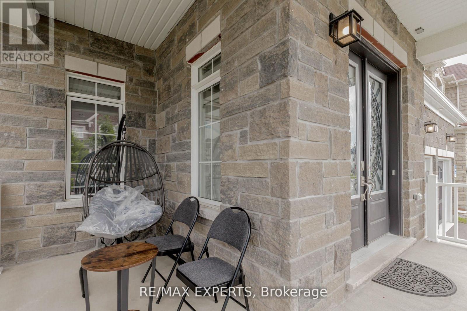 3 Richard Oxtoby Road, Caledon, Ontario  L7C 4G2 - Photo 7 - W12343887