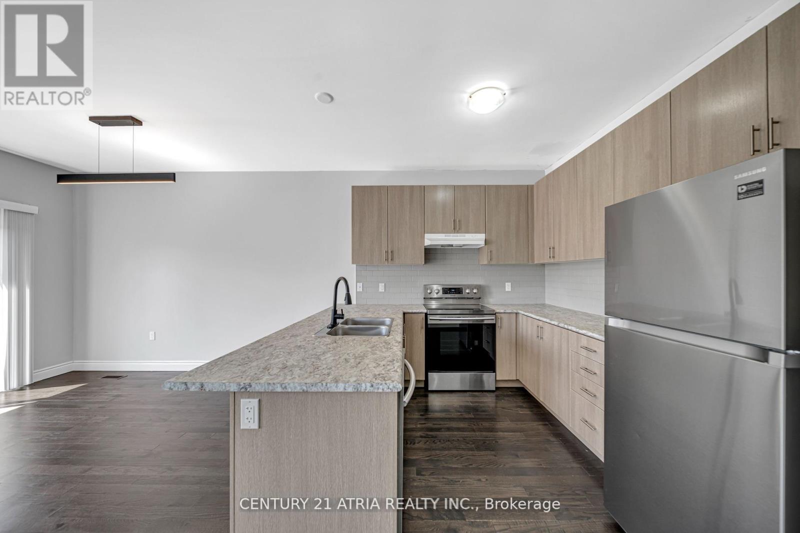 793 Spillsbury Drive, Peterborough West, Ontario  K9K 1K9 - Photo 11 - X12343740