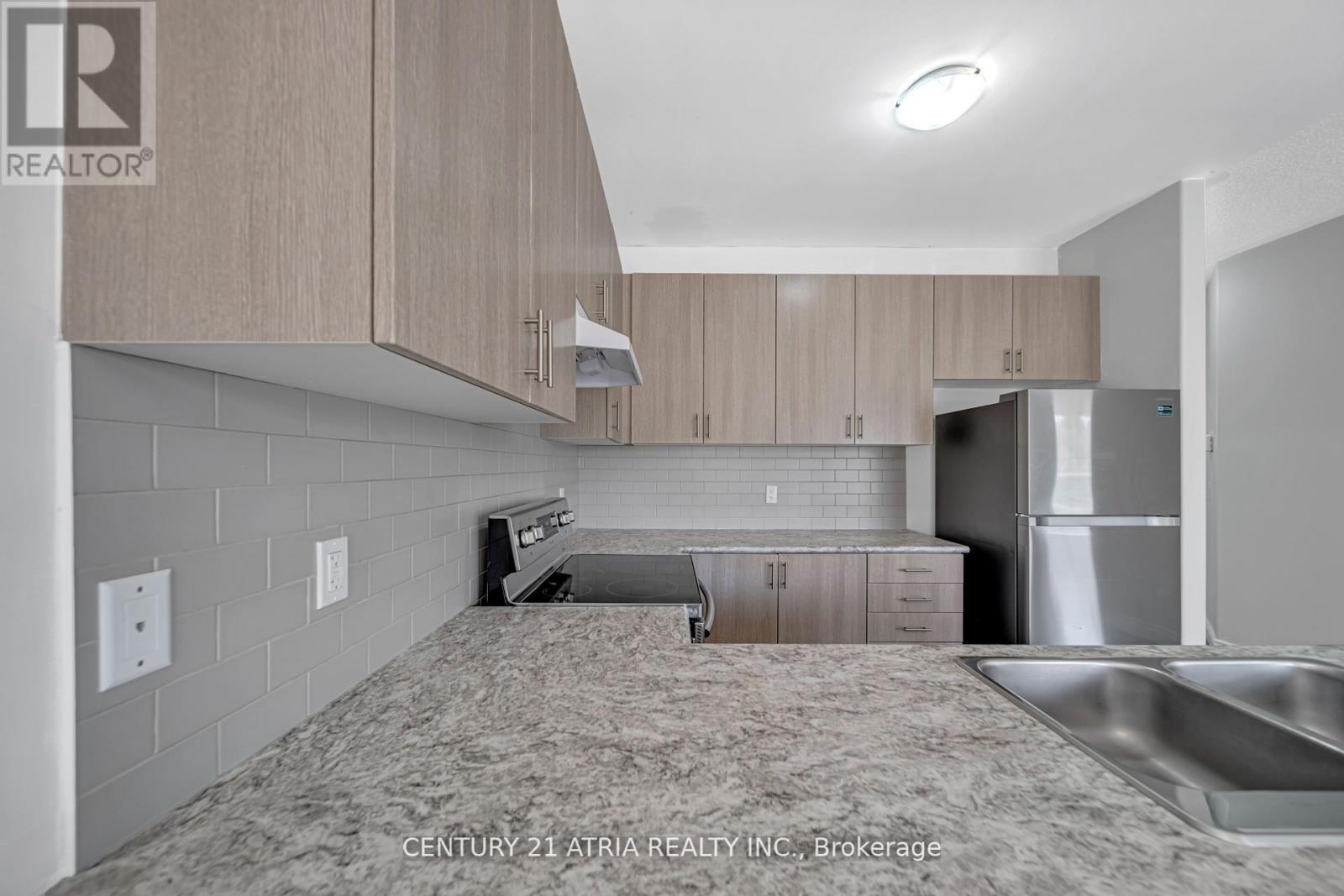 793 Spillsbury Drive, Peterborough West, Ontario  K9K 1K9 - Photo 13 - X12343740