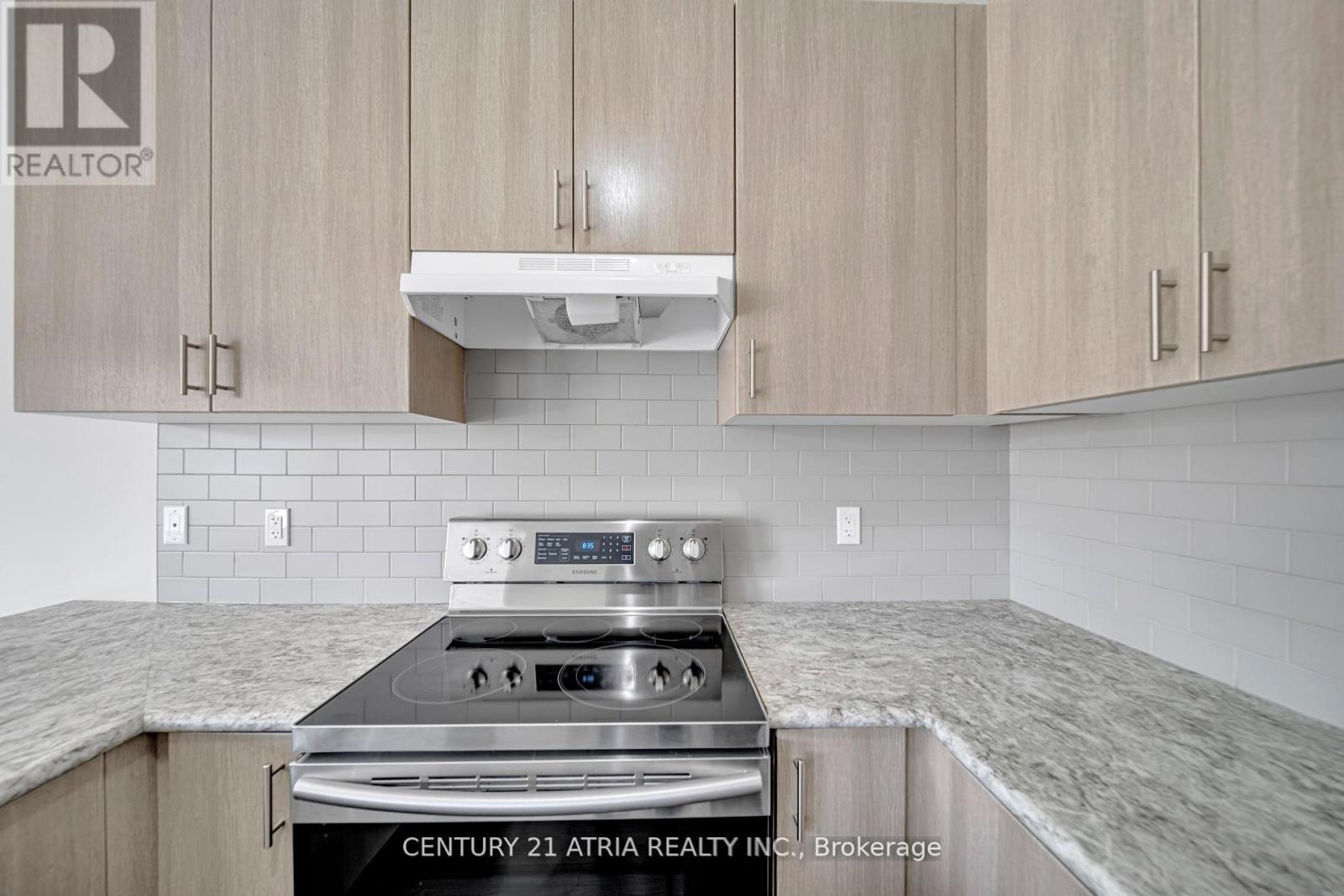 793 Spillsbury Drive, Peterborough West, Ontario  K9K 1K9 - Photo 9 - X12343740